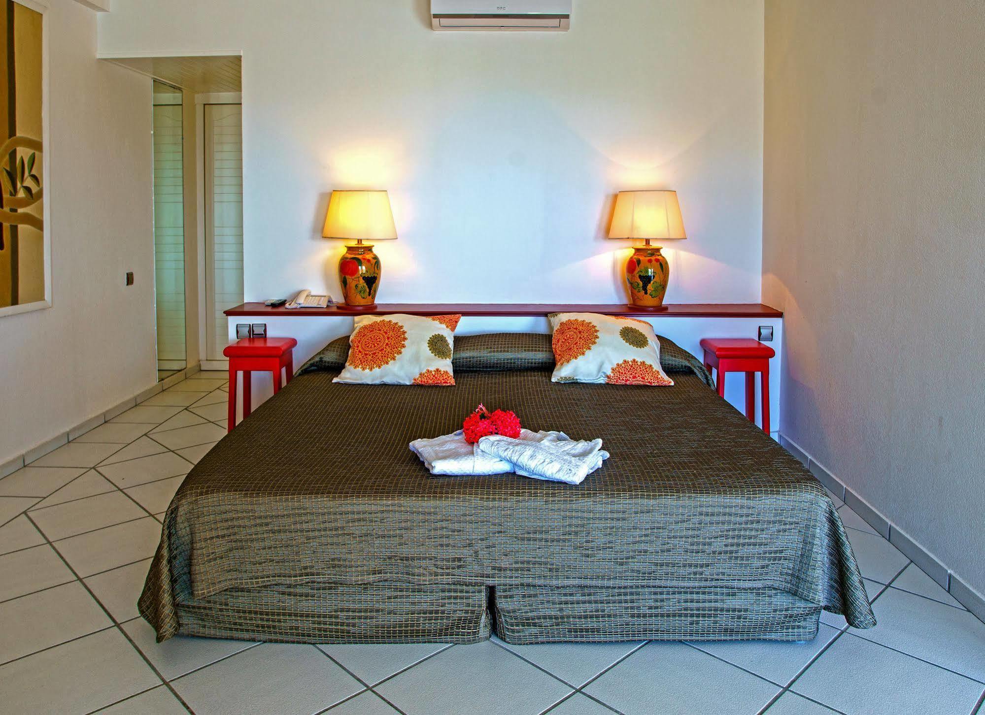 Le Domaine Anse Marcel Beach Resort Dış mekan fotoğraf